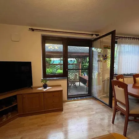 Garden Holiday home Cerknica